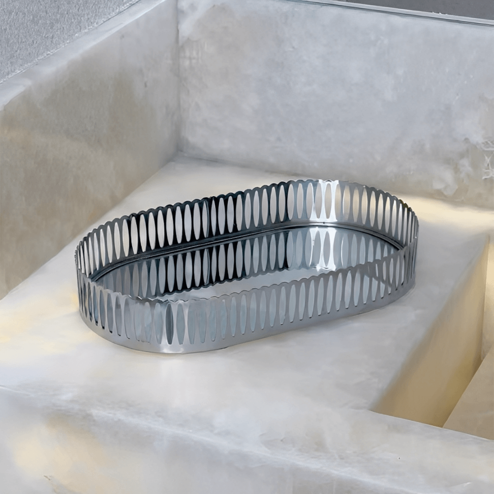 Bandeja Oval de Metal Espelhada Cromada 26cm