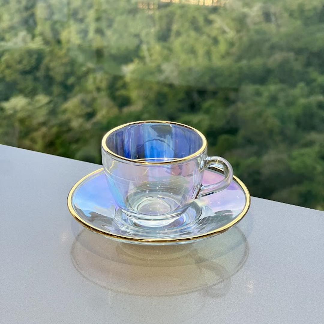 Jogo 4 Xicaras de Chá com 4 Pires Menfis Furta Cor e Dourado