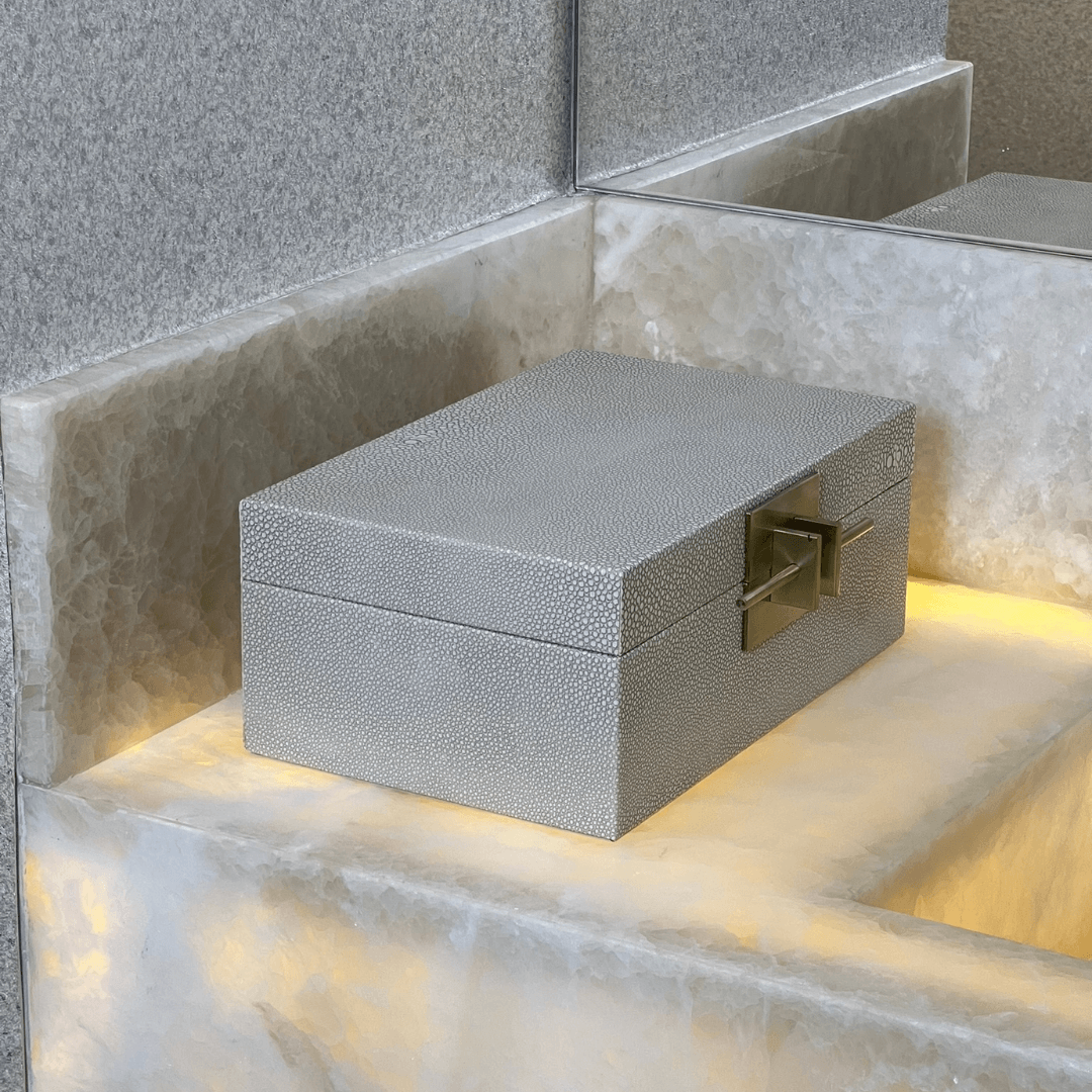 Caixa Decorativa em MDF e PU Cinza 25,5cm P