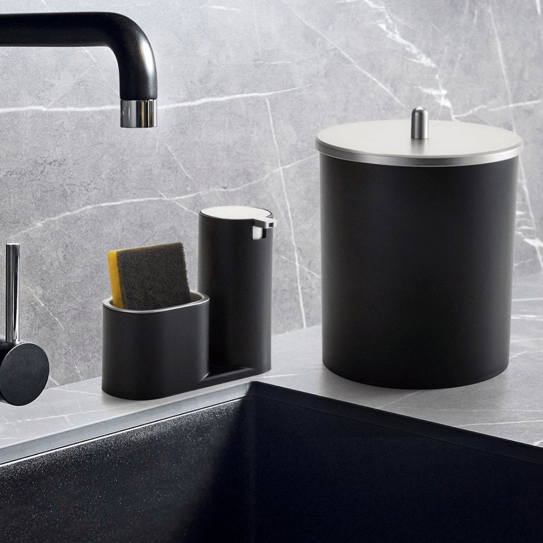 Dispenser Para Detergente E Bucha Preto Com Cromado Conceito