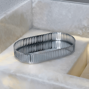 Bandeja Oval de Metal Espelhada Cromada 26cm