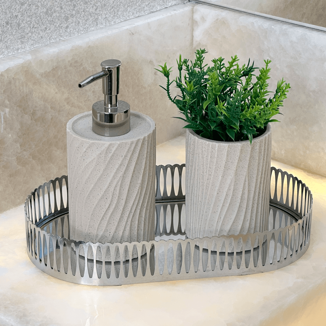 Bandeja Oval de Metal Espelhada Cromada 26cm