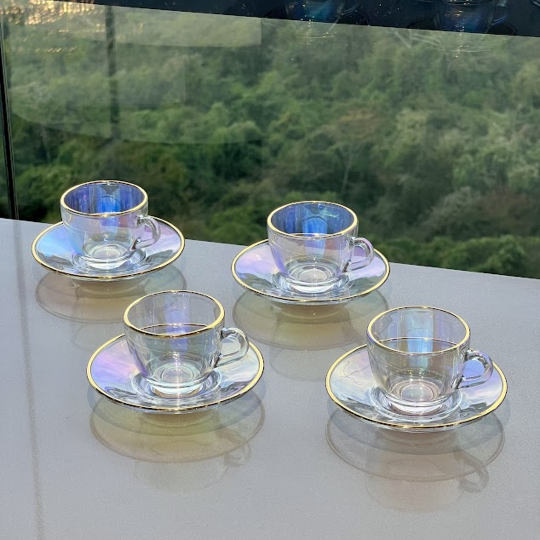 Jogo 4 Xicaras de Chá com 4 Pires Menfis Furta Cor e Dourado