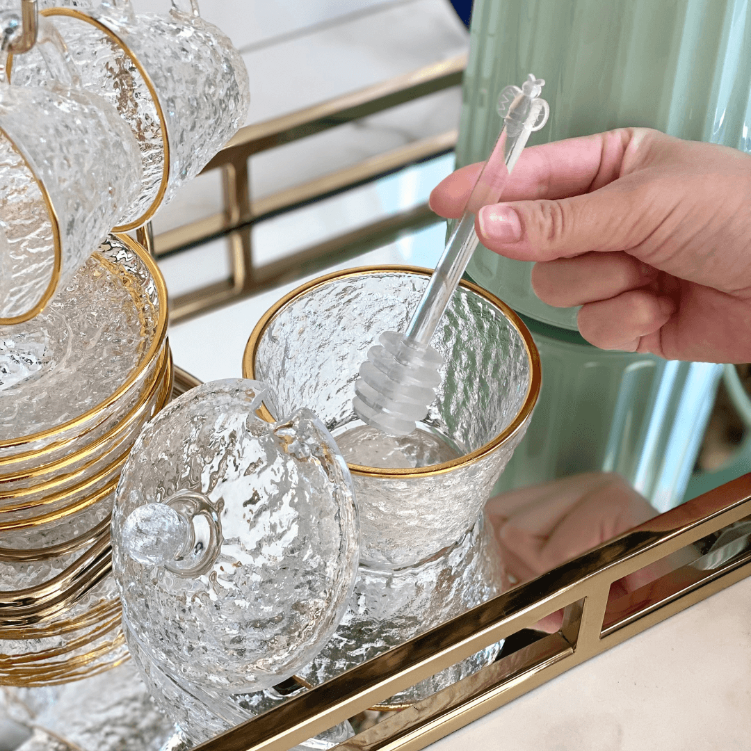 Meleira de Cristal Martelado com Colher e Tampa com Fio de Ouro Petra