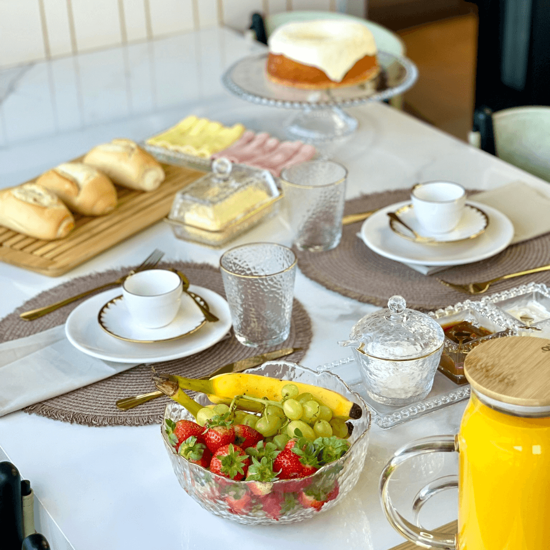 Açucareiro em Cristal de Chumbo Martelado com Colher com Borda Dourada Petra 10cm
