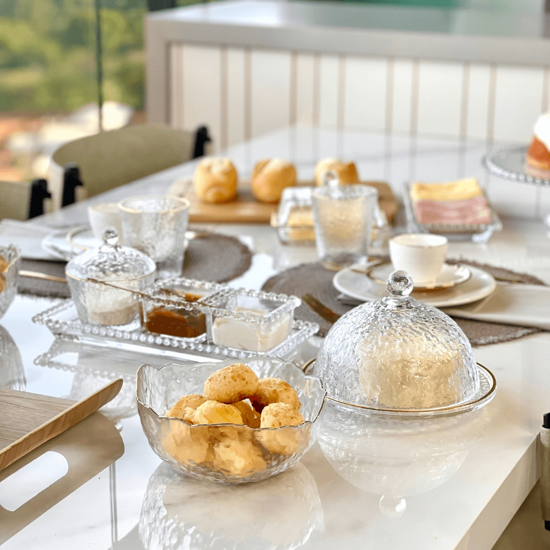 Açucareiro em Cristal de Chumbo Martelado com Colher com Borda Dourada Petra 10cm