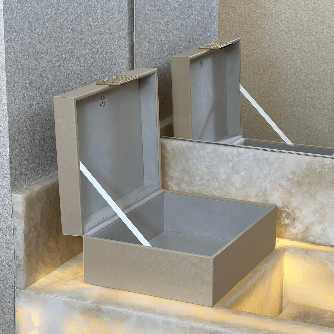 Caixa Decorativa em MDF e PU Bege 28,5cm G