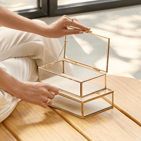 Caixa em Vidro com Metal Dourado e Linho 25cm G