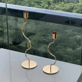 Castiçal em Metal Dourado 28,5cm G