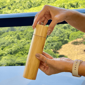 Moedor Manual para Sal e Pimenta Moulin de Bambu 21cm