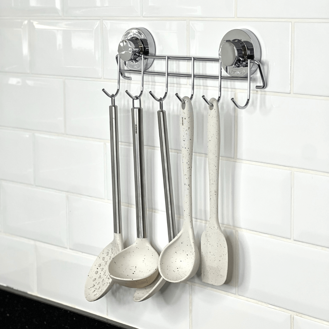 Suporte Multiuso 6 Ganchos com Fixação Por Ventosas Cromado